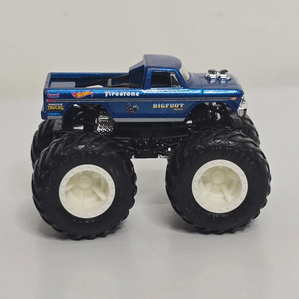 Hot Wheels Bigfoot Firestone Blue Monster Jam Truck 1:64 Diecast Loose